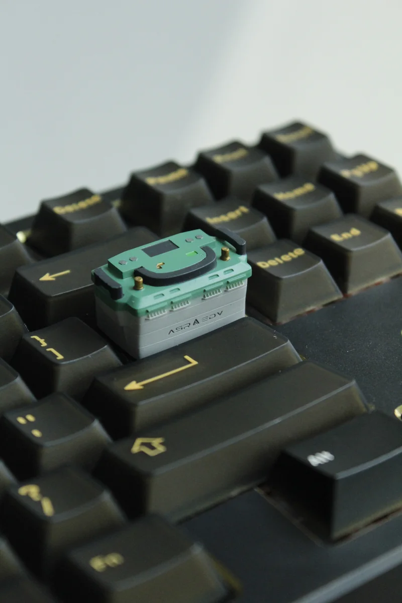 Premium Delta Force Keycap, a handcrafted resin artisan depicting a detailed military armored vehicle battery.