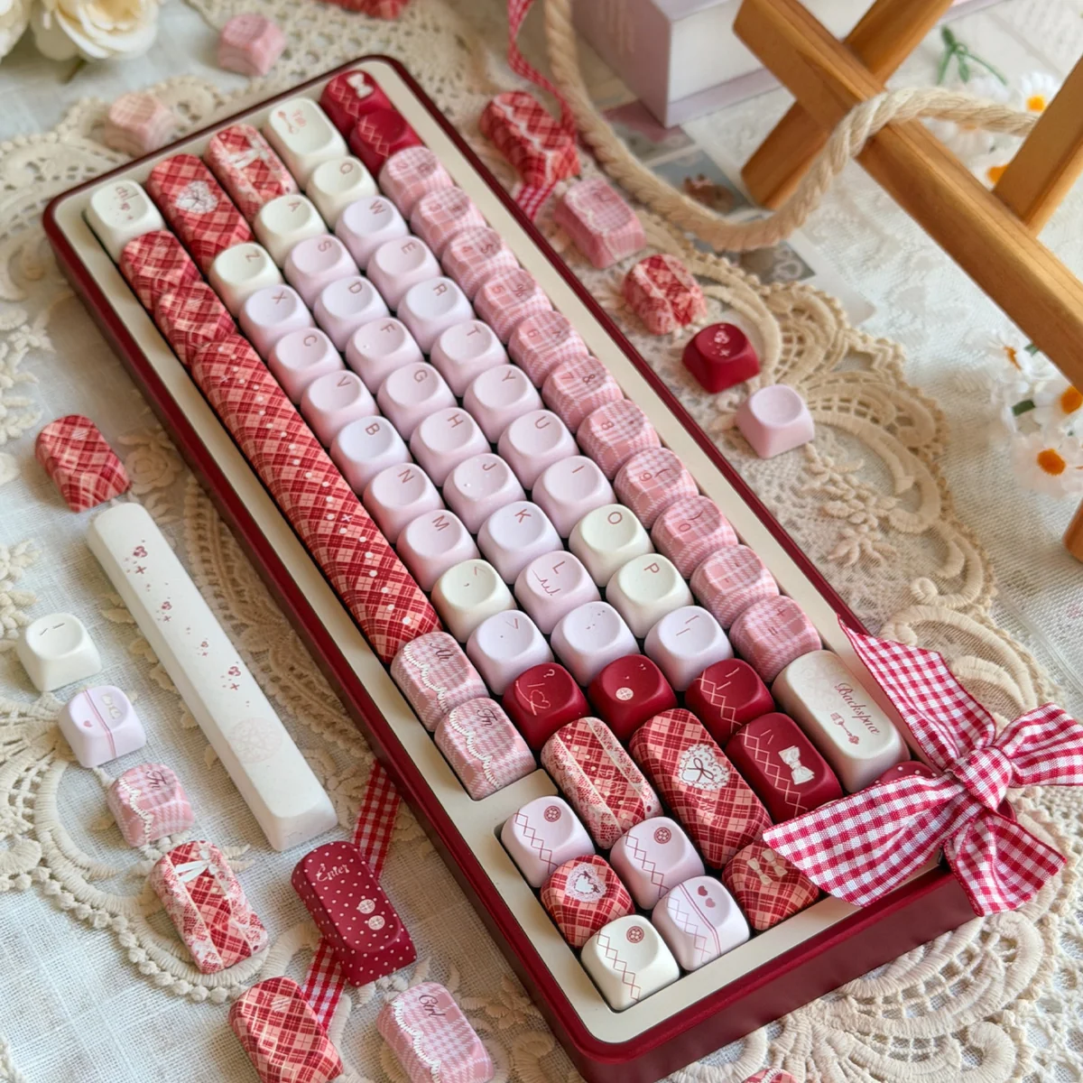 Whimsical Raspberry Diary PBT MOA Keycap Set displays sweet pastel keys with charming raspberry and diary motifs, perfect for a playful, artistic keycaps.