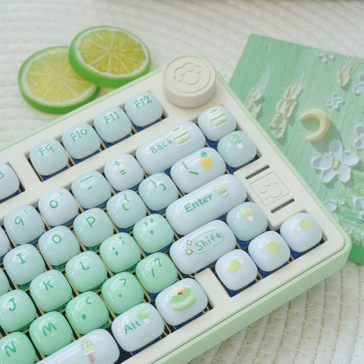 Sweet Nostalgia Dessert Keycap Set: glossy PC gradient keys. Product gallery highlights the lush green, jelly-like finish and rounded, dessert-inspired.