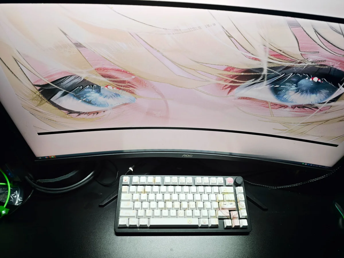 Exclusive Dragon Raja PBT Dye-sub Fantasy Keycap Set, showcasing epic mythical creatures and game iconography from diverse angles.
