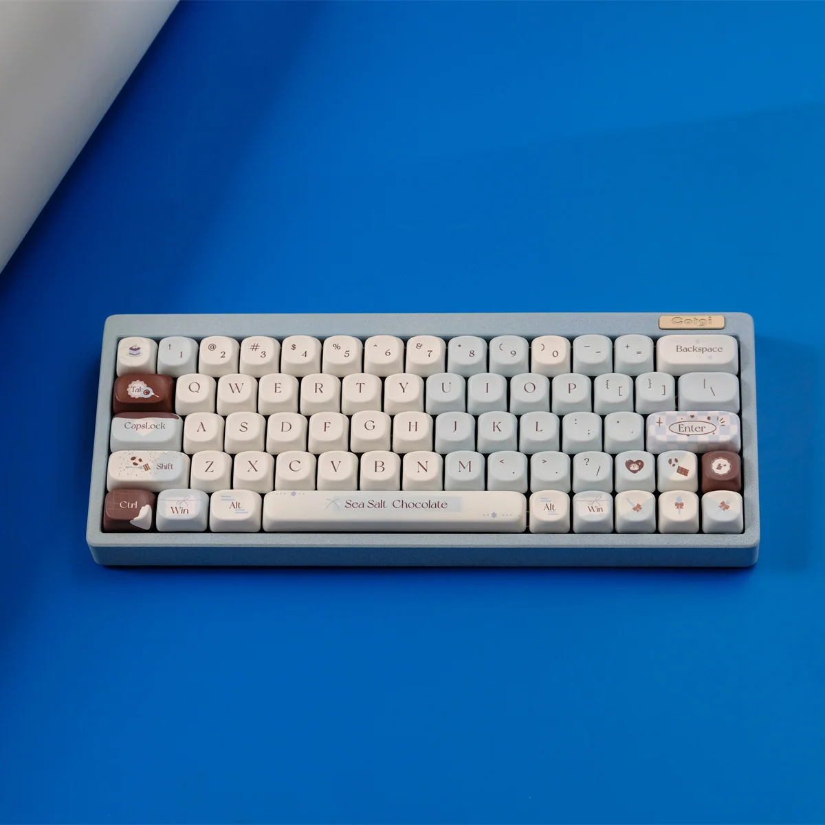 Gourmet Sea Salt Choco MOA Keycap Set. Warm, inviting keycaps featuring rich chocolate and delicate sea salt textures.