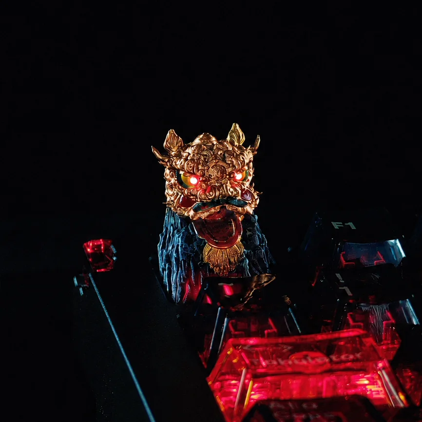 Detailed perspective of the handcrafted Lion Head of Opulence Keycap, showcasing its vibrant, intricate Black Myth Wukong design.