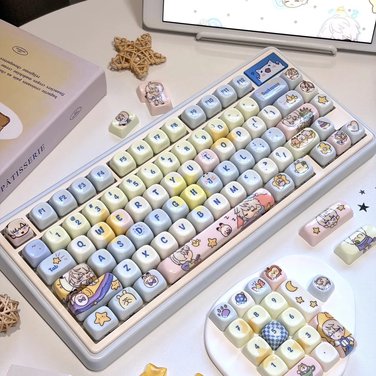 Love and Deepspace Zayne & Rafayel & Xavier PBT character keycaps. Multiple angles reveal their exclusive smooth jade finish, elegant colors, and romantic art.