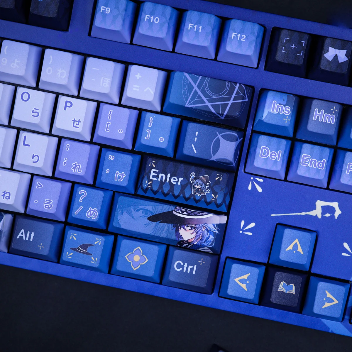 Exclusive Mushoku Tensei Roxy Migurdia keycaps, with vibrant anime art of iconic Roxy Migurdia. This artistic mechanical keyboard set features fantasy element.