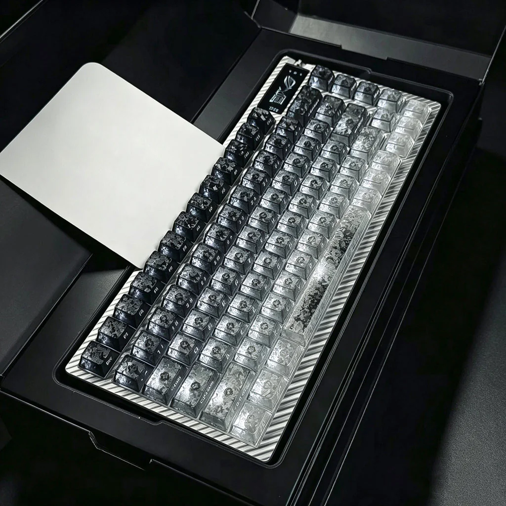 A sleek Polar Day Carbon Fiber Keycap showcasing its unique high-contrast pattern and ethereal glow. Elevate your keyboard with strength and style.