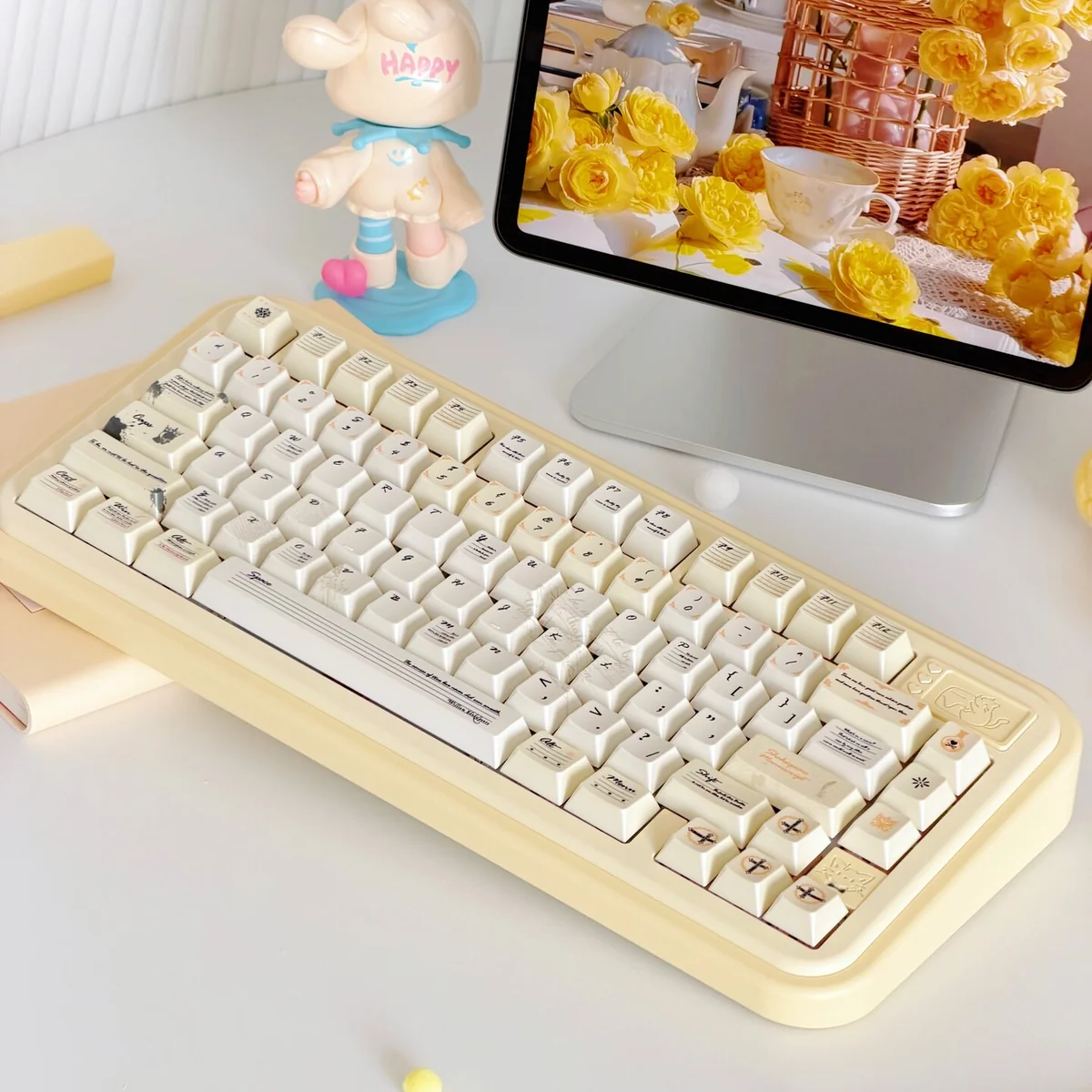 Detailed views of the premium Shakespeare PBT keycaps set, highlighting its vintage milky yellow, shimmering finish, and elegant literary.