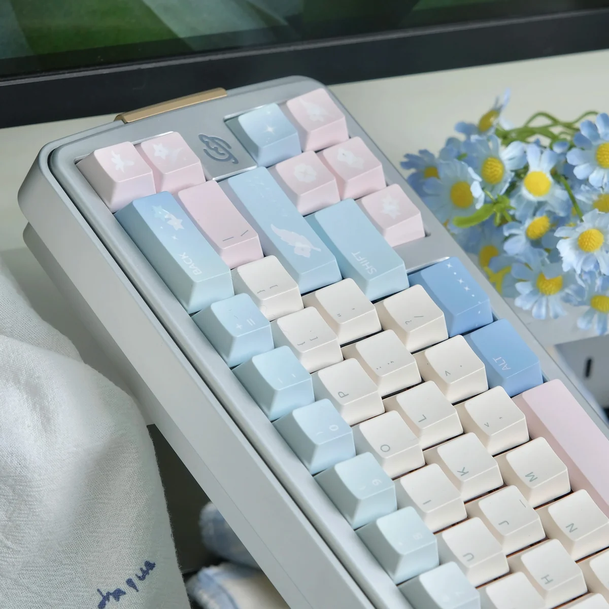 Poetic Tranquility PBT keycaps set in soft pastel blue and pink, highlighting their serene artistic design and premium PBT durability.