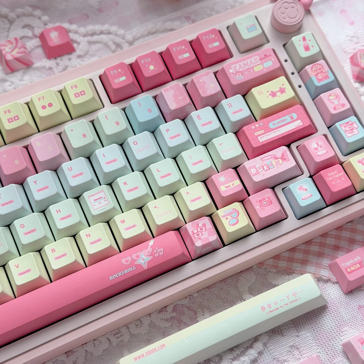 A playful, vibrant Players Keycap Set with authentic Kanji legends, displayed from various angles highlighting its nostalgic design.
